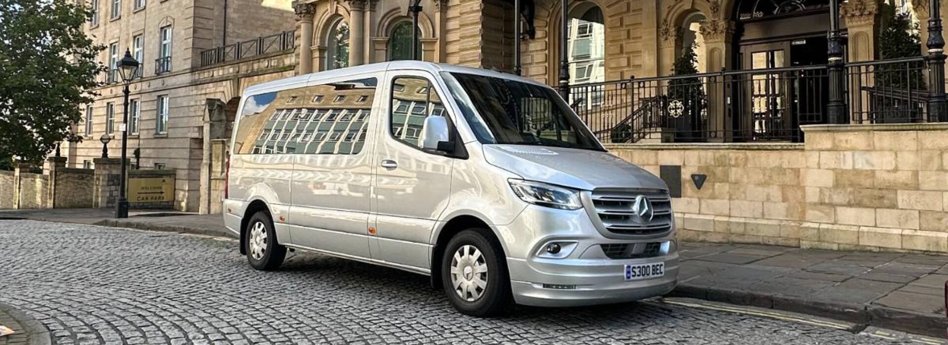 8-seat Executive Minibus - executive sprinter 8 seater